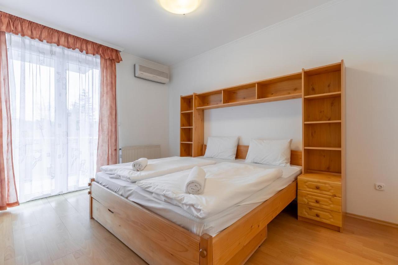 Egyuett A Csalad II Apartman By Bltn Шиофок Экстерьер фото